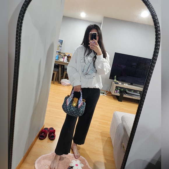 SOLD!! Louis Vuitton Monogram Denim Pleaty Bag W/ LV Twilly - Picture 3 of 13